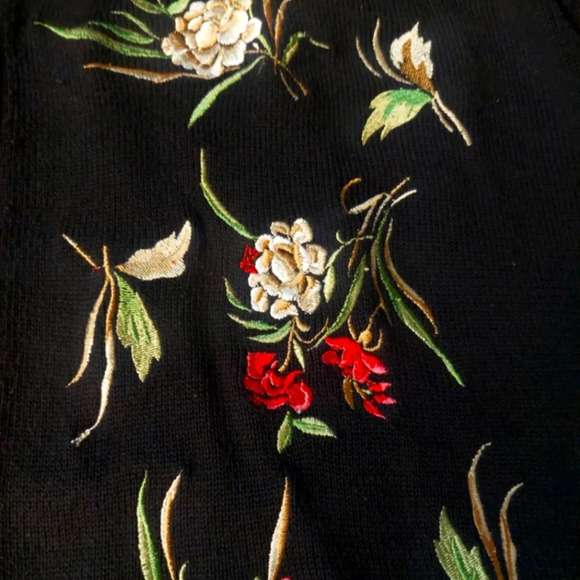 Vintage Alfred Dunner Black cardigan floral embroidery Cabincore - Picture 6 of 9
